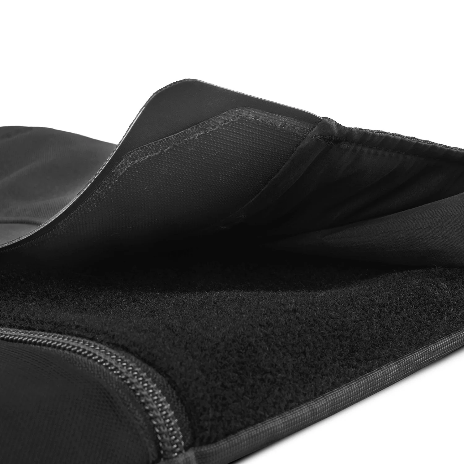 Matador Laptop Base Layer - Black - Image 4