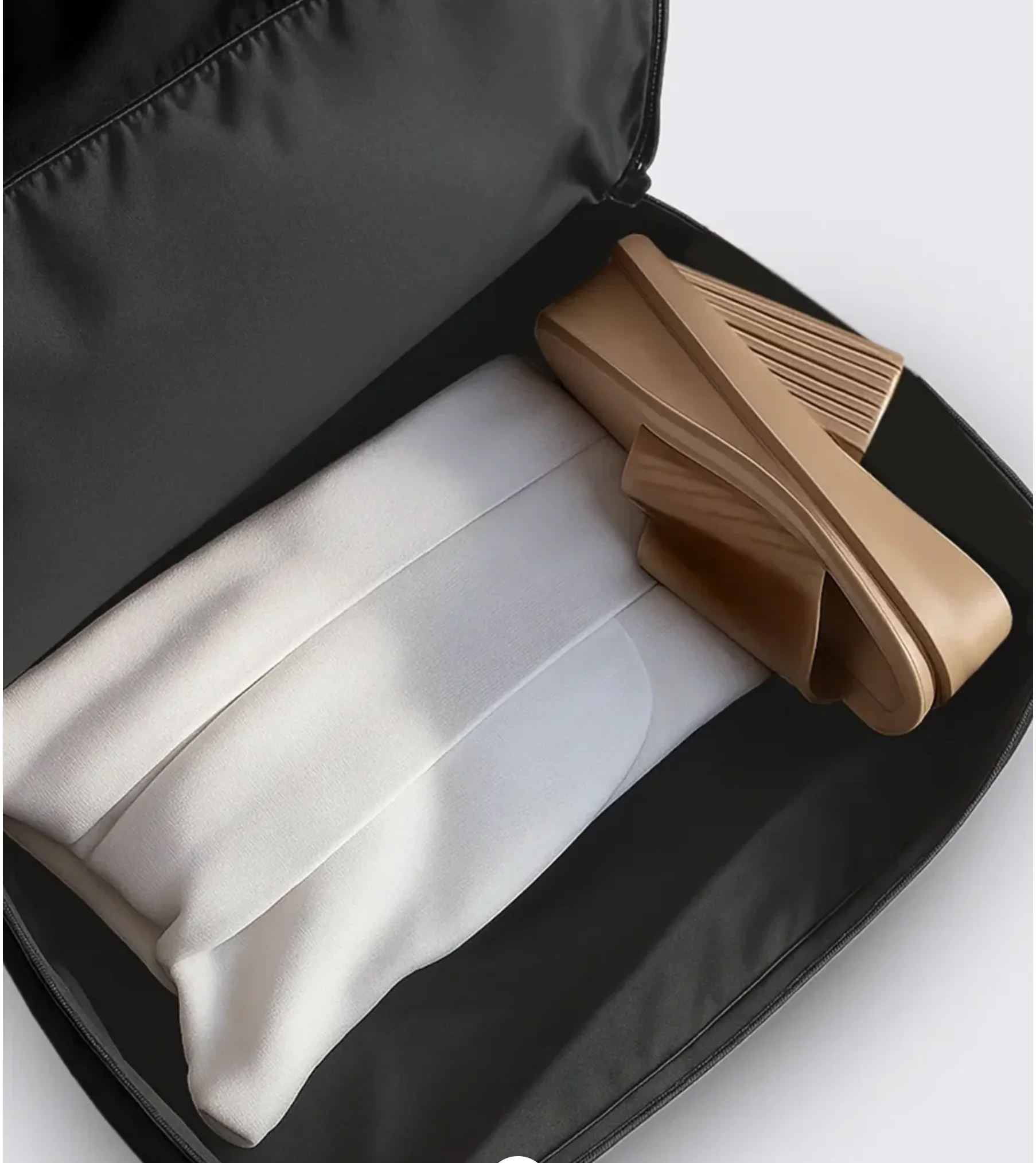 Nobl Weekender Bag - Jet Black - Image 5