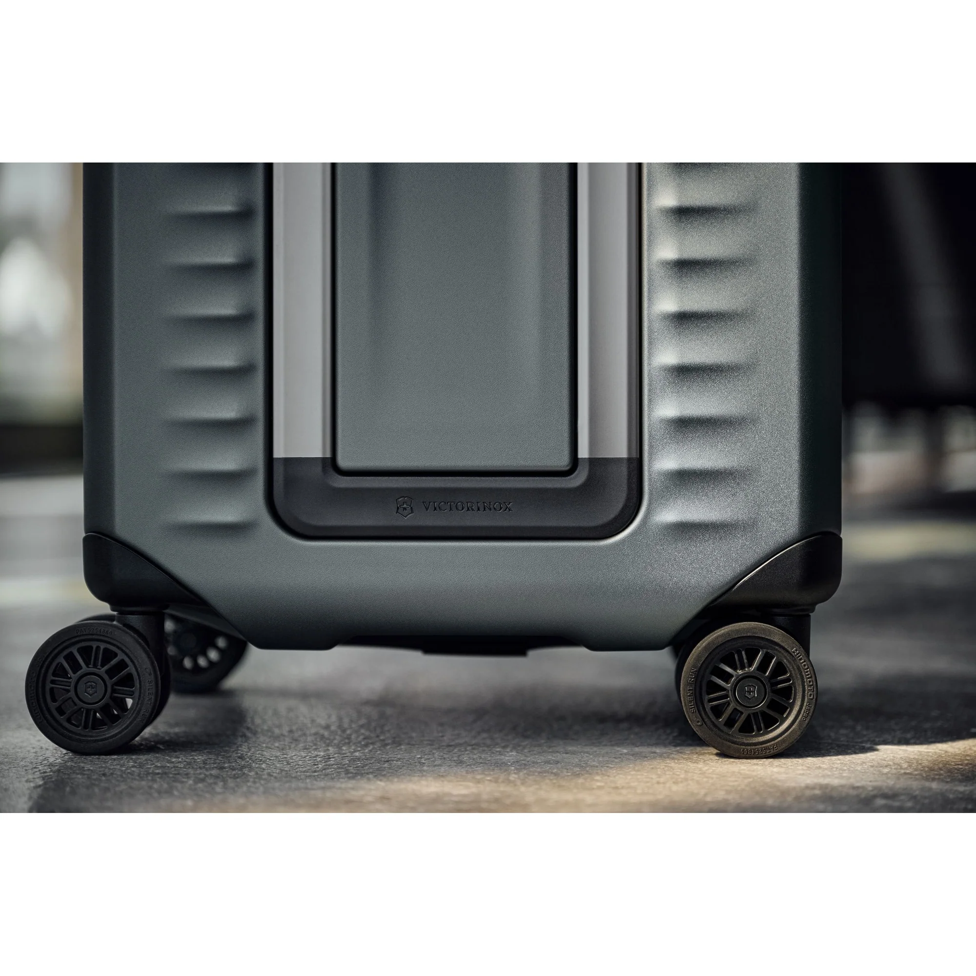 Victorinox Airox Advanced Business Carry-On - Storm - Image 7